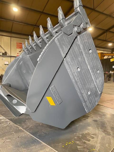 Prix achat de godet fleco, râteau ou squelette Paris Île-de-France