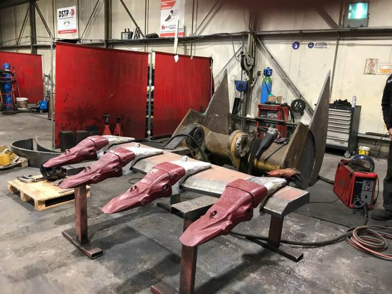 Réparation de godet de carrière en AQUITAINE