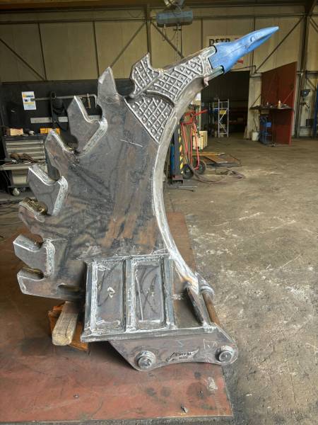 DENT DE DEROCTAGE SCIE SUR MESURES FABRIQUEE EN NOS ATELIERS DE MARTILLAC