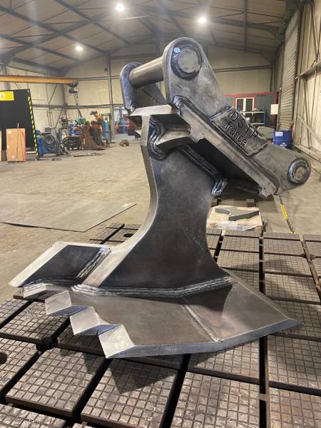 Fabricant de dent de dessouchage en HARDOX dans la région Aquitaine